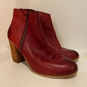 BP Maroon ‘Distressed’ Boots